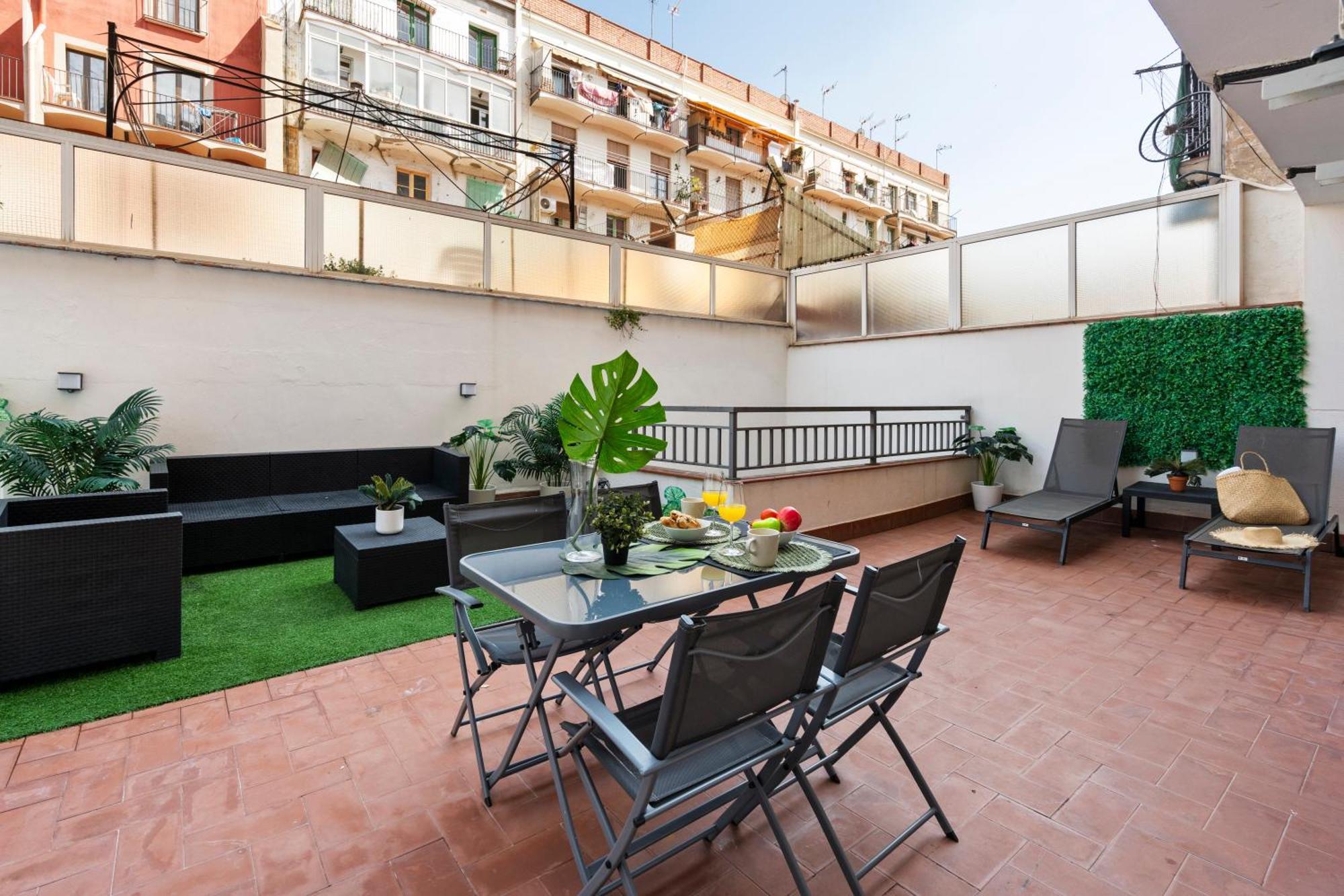 Lodging Apartments Liceu 11 Barcelona Zewnętrze zdjęcie