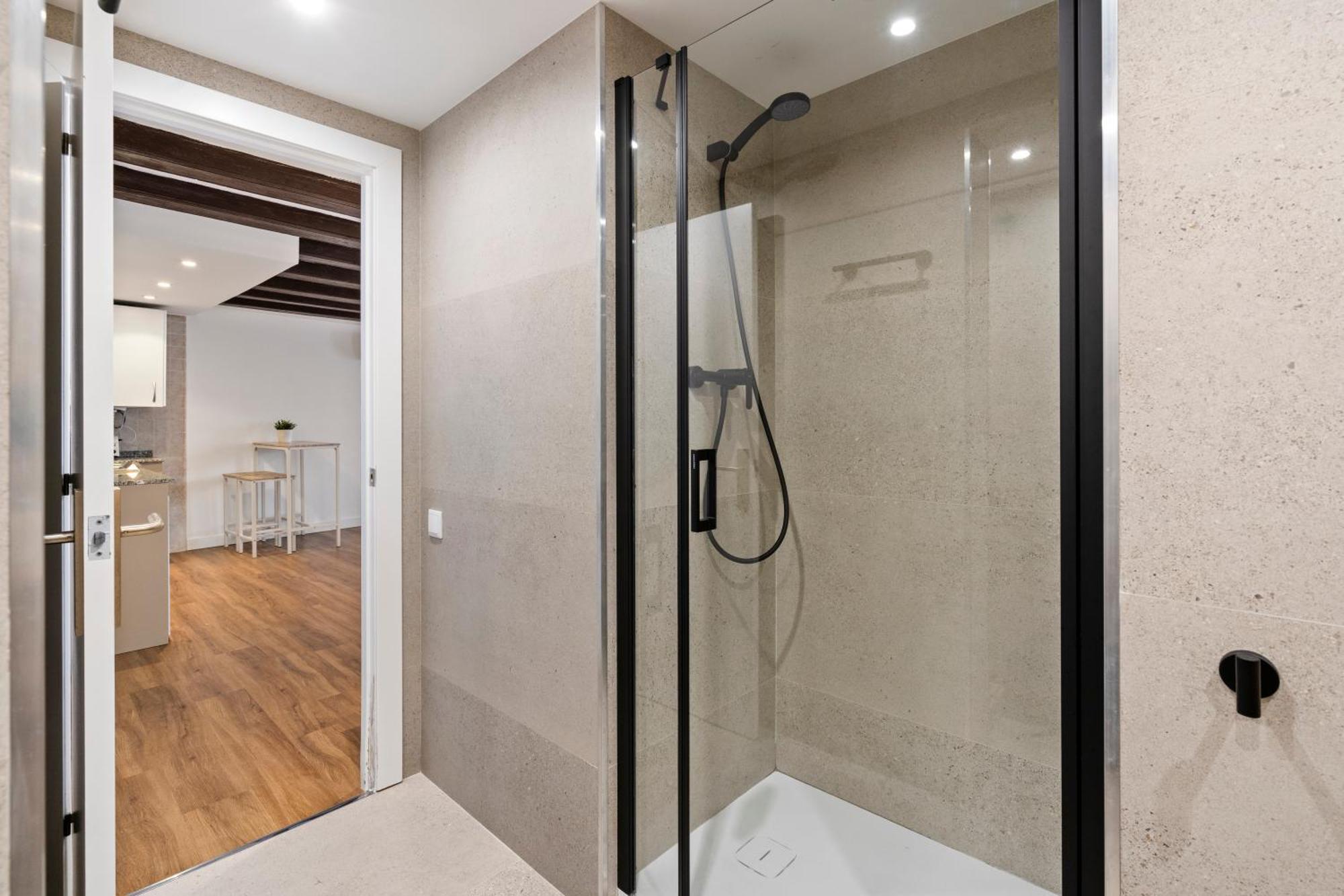 Lodging Apartments Liceu 11 Barcelona Zewnętrze zdjęcie