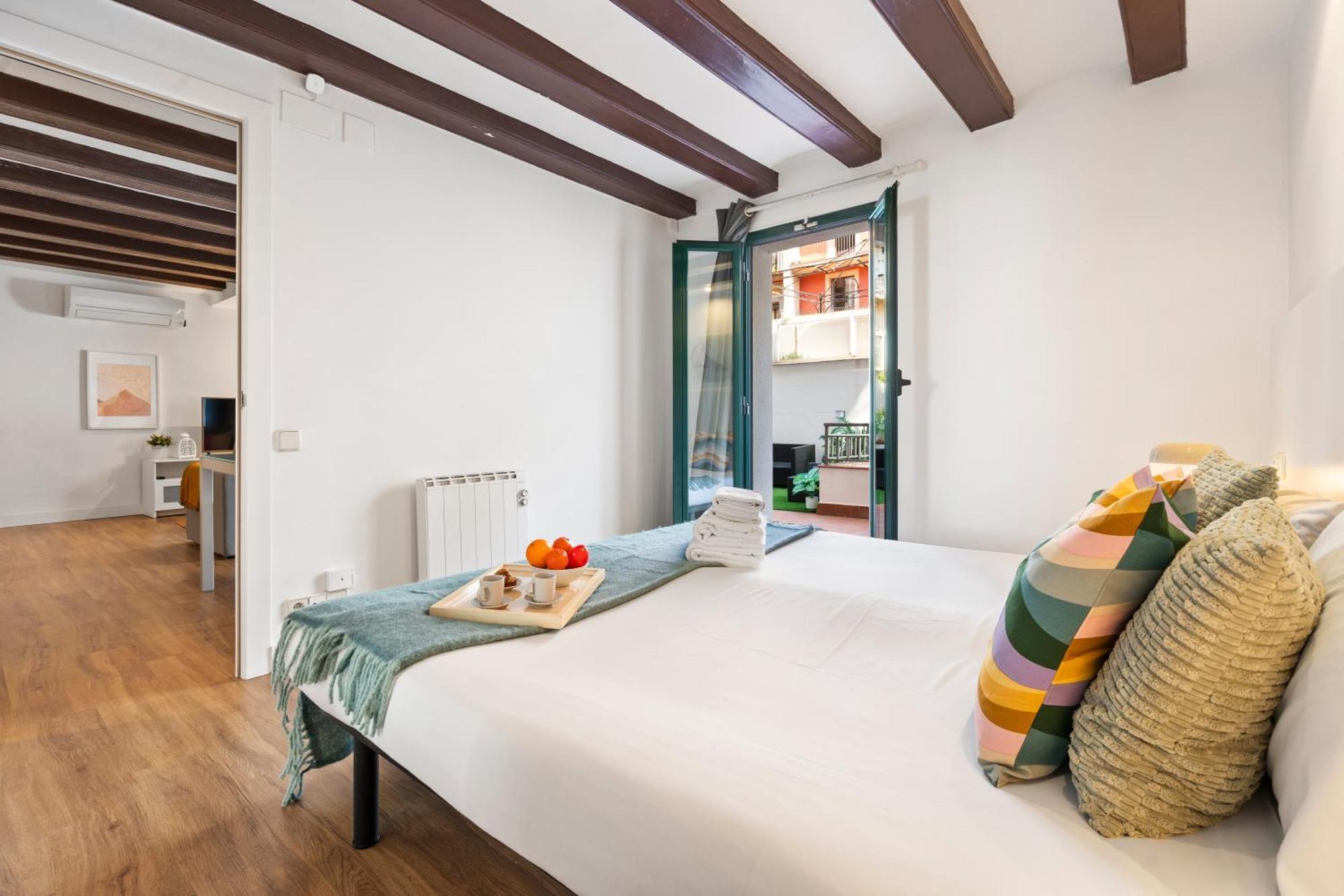 Lodging Apartments Liceu 11 Barcelona Zewnętrze zdjęcie